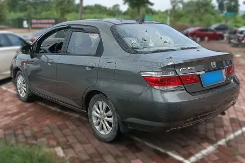 2011 Everus S1 1.3L 82HP L4 5MT