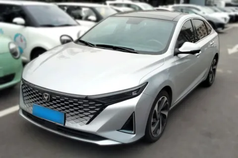 2023 ChangAn Raeton Plus 1.5T 188HP L4 7DCT