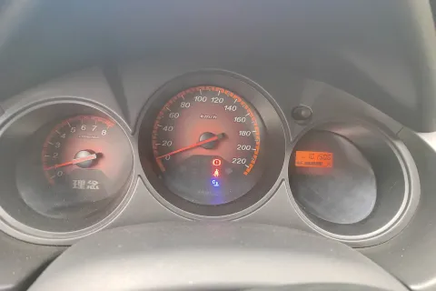 2011 Everus S1 1.3L 82HP L4 5MT