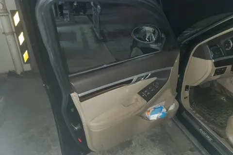 2011 Roewe 750 1.8T 160HP L4 5AT