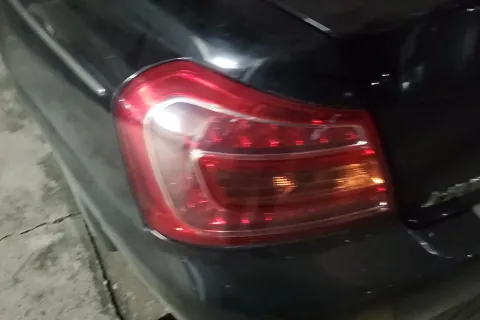 2011 Roewe 750 1.8T 160HP L4 5AT