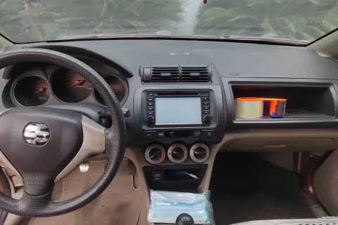 2011 Everus S1 1.3L 82HP L4 5MT