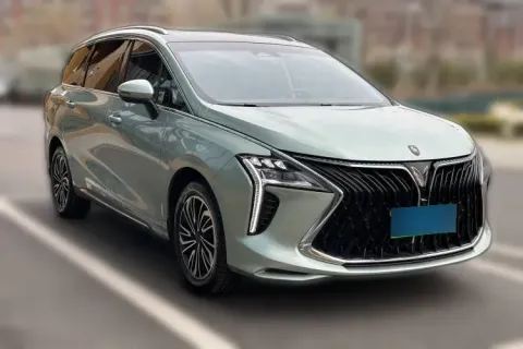 2022 DongFeng Forthing Yacht 1.5T 197HP L4 7DCT,autocango,china used car exporter,china ev exporter,chinese used car exporter,chinese used ev exporter