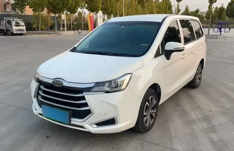 2018 JAC Refine R3 1.6L 120HP L4 5MT,autocango,china used car exporter,china ev exporter,chinese used car exporter,chinese used ev exporter