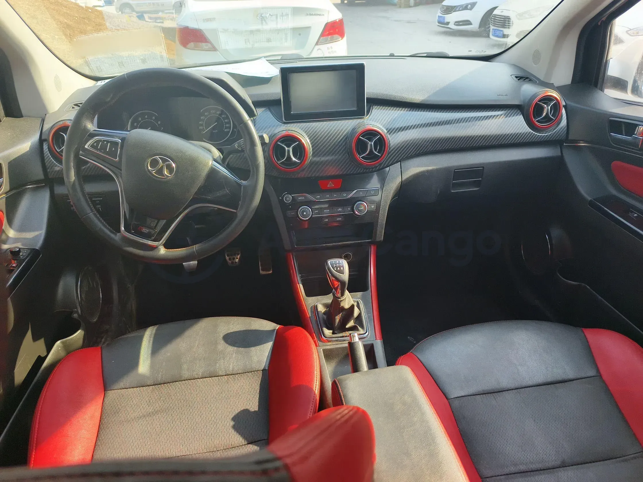 2015 BeiJing Auto Senova X25 1.5L 116HP L4 5MT,autocango,china used car exporter,china ev exporter,chinese used car exporter,chinese used ev exporter