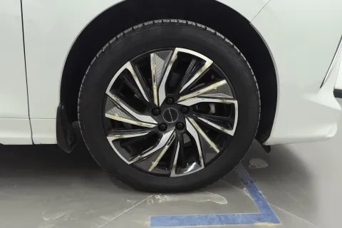 2022 DongFeng Forthing Yacht 1.5T 197HP L4 7DCT,autocango,china used car exporter,china ev exporter,chinese used car exporter,chinese used ev exporter