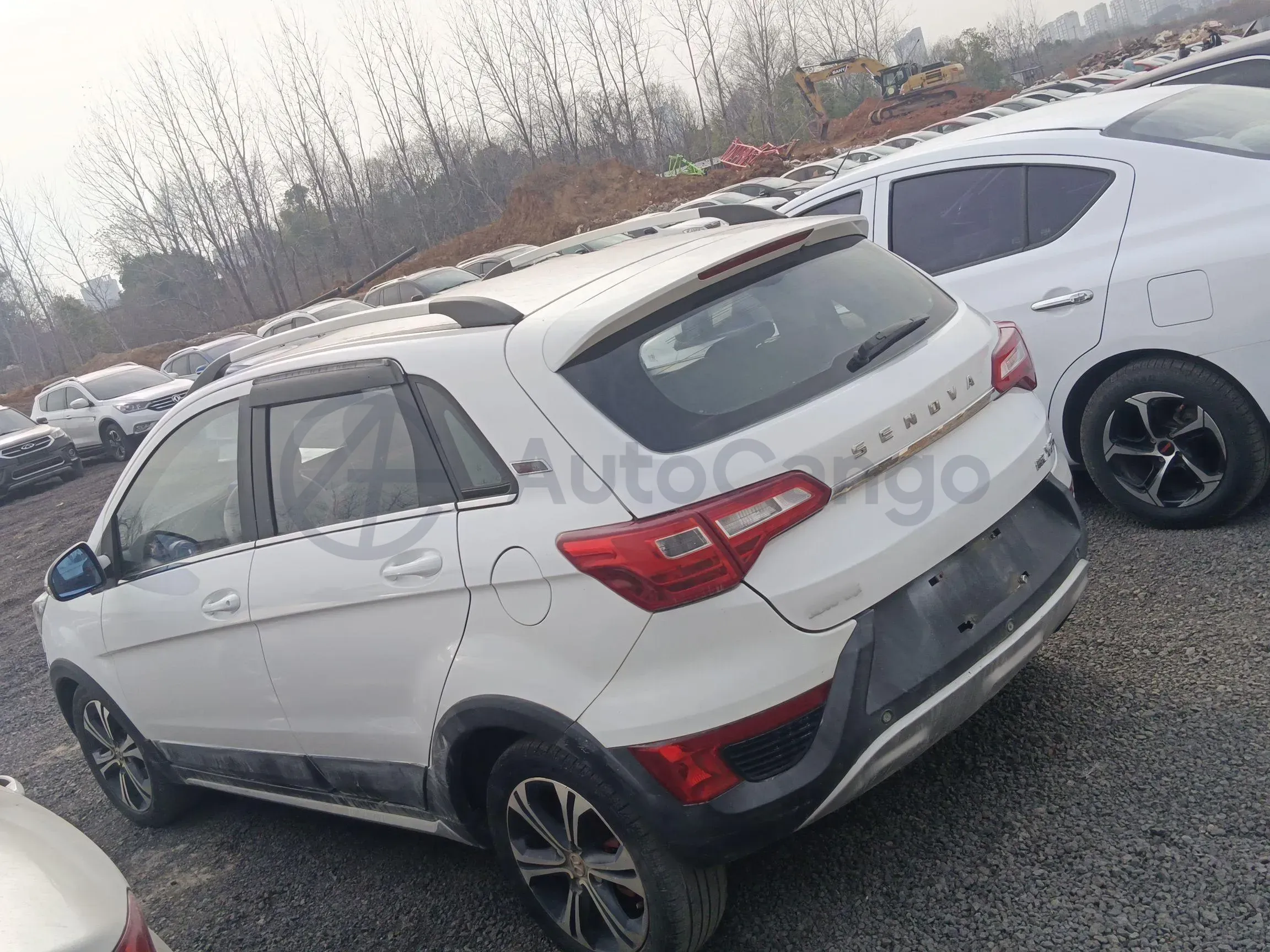 2015 BeiJing Auto Senova X25 1.5L 116HP L4 5MT,autocango,china used car exporter,china ev exporter,chinese used car exporter,chinese used ev exporter
