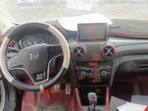 2015 BeiJing Auto Senova X25 1.5L 116HP L4 5MT