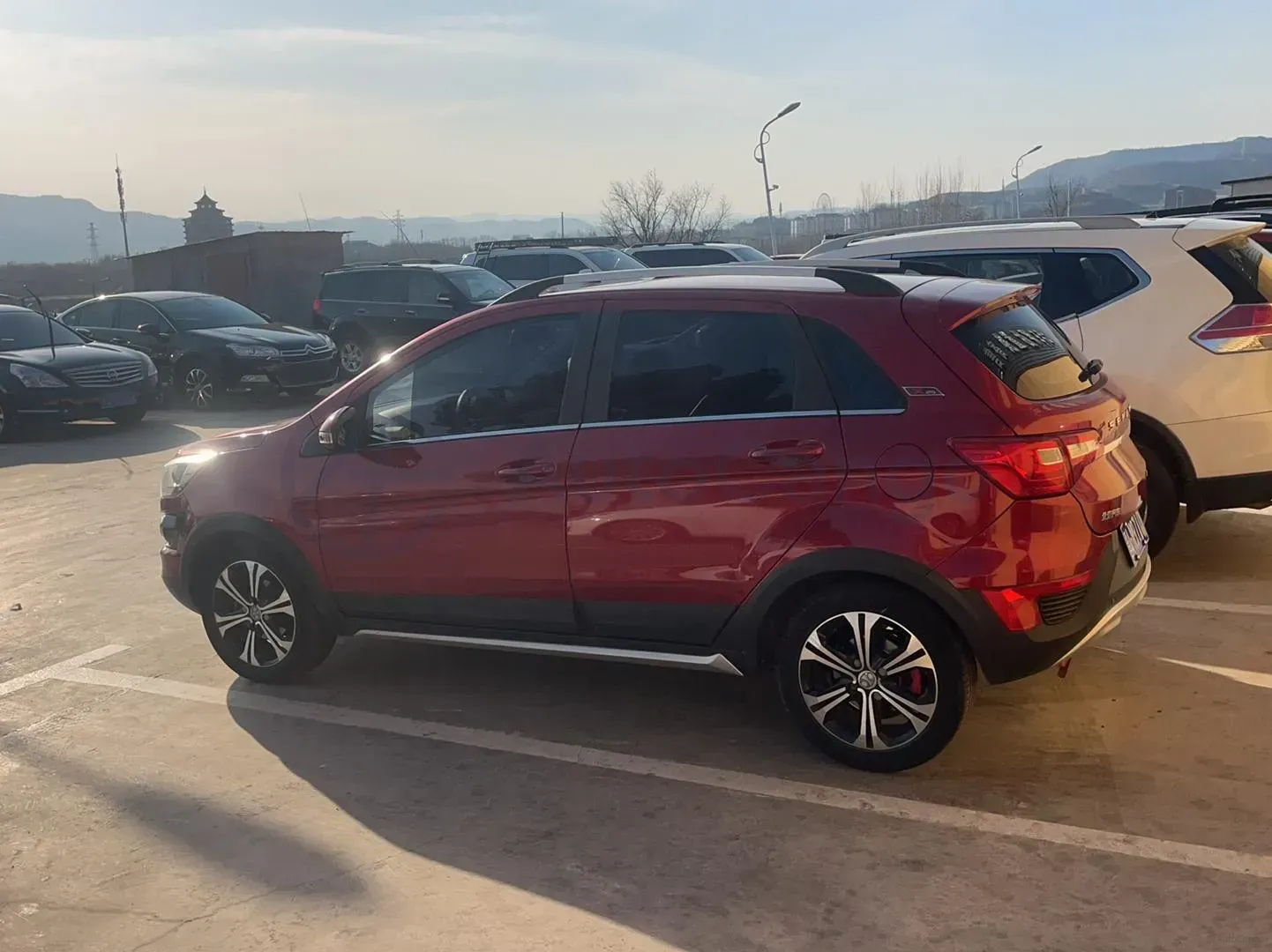 2015 BeiJing Auto Senova X25 1.5L 116HP L4 5MT,autocango,china used car exporter,china ev exporter,chinese used car exporter,chinese used ev exporter