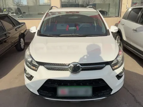2015 BeiJing Auto Senova X25 1.5L 116HP L4 5MT