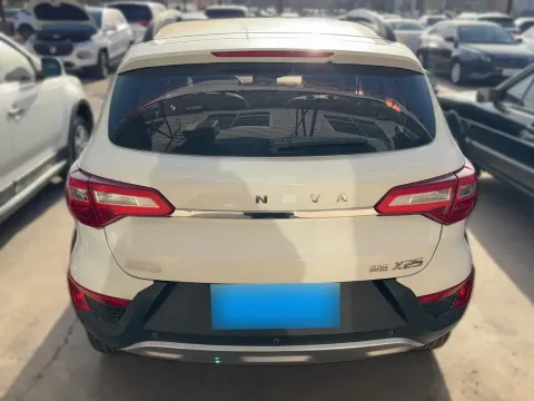 2015 BeiJing Auto Senova X25 1.5L 116HP L4 5MT