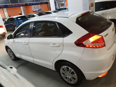 2013 Chery Fulwin 2 1.5L 109HP L4 5AMT,autocango,china used car exporter,china ev exporter,chinese used car exporter,chinese used ev exporter