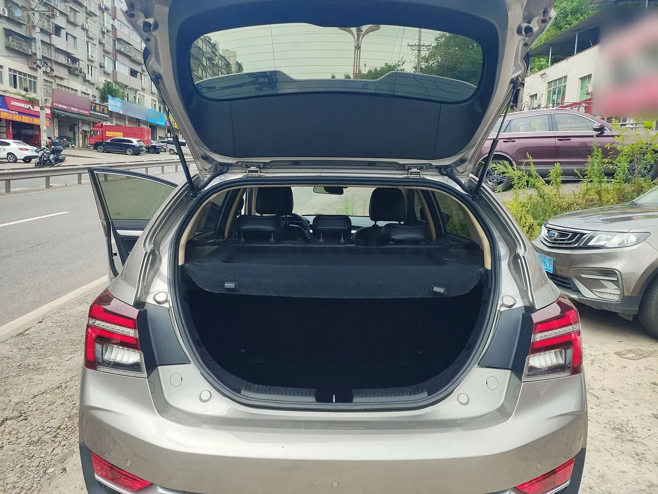 2018 Geely Vision S1 1.5L 109HP L4 5MT,autocango,china used car exporter,china ev exporter,chinese used car exporter,chinese used ev exporter