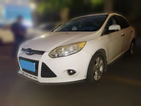 2012 FORD FOCUS,autocango,china used car exporter,china ev exporter,chinese used car exporter,chinese used ev exporter