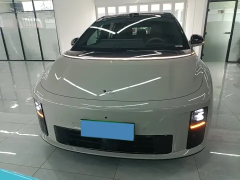 2025 Li i6 BEV,autocango,china used car exporter,china ev exporter,chinese used car exporter,chinese used ev exporter