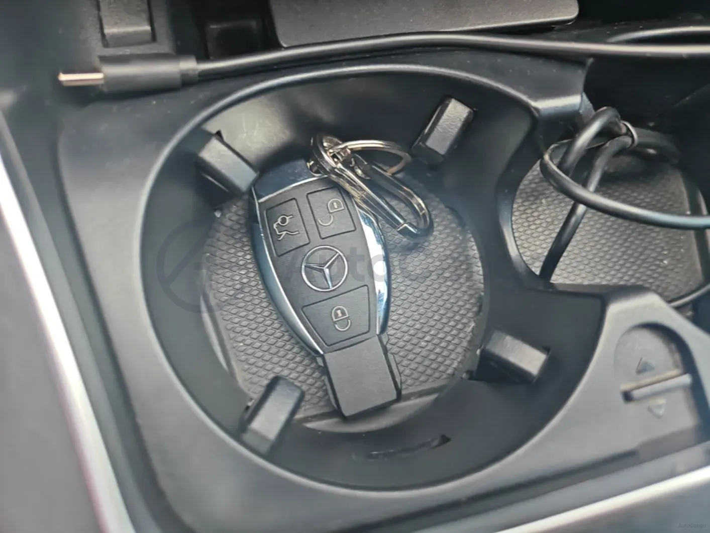 2017 Mercedes-Benz C Class 1.6T 156HP L4 9AT,autocango,china used car exporter,china ev exporter,chinese used car exporter,chinese used ev exporter