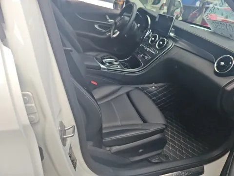 2017 Mercedes-Benz C Class 1.6T 156HP L4 9AT