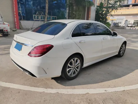 2017 Mercedes-Benz C Class 1.6T 156HP L4 9AT
