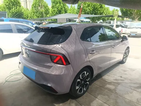 2026 MG MG4 BEV