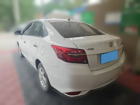 2022 Toyota Vios 1.5L 112HP L4 CVT