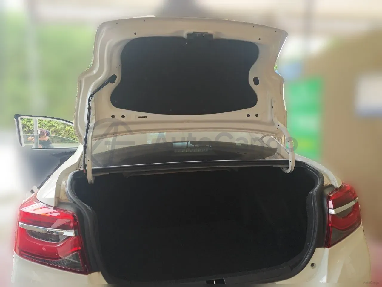 2022 Toyota Vios 1.5L 112HP L4 CVT,autocango,china used car exporter,china ev exporter,chinese used car exporter,chinese used ev exporter