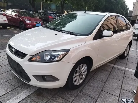 2013 FORD FOCUS,autocango,china used car exporter,china ev exporter,chinese used car exporter,chinese used ev exporter