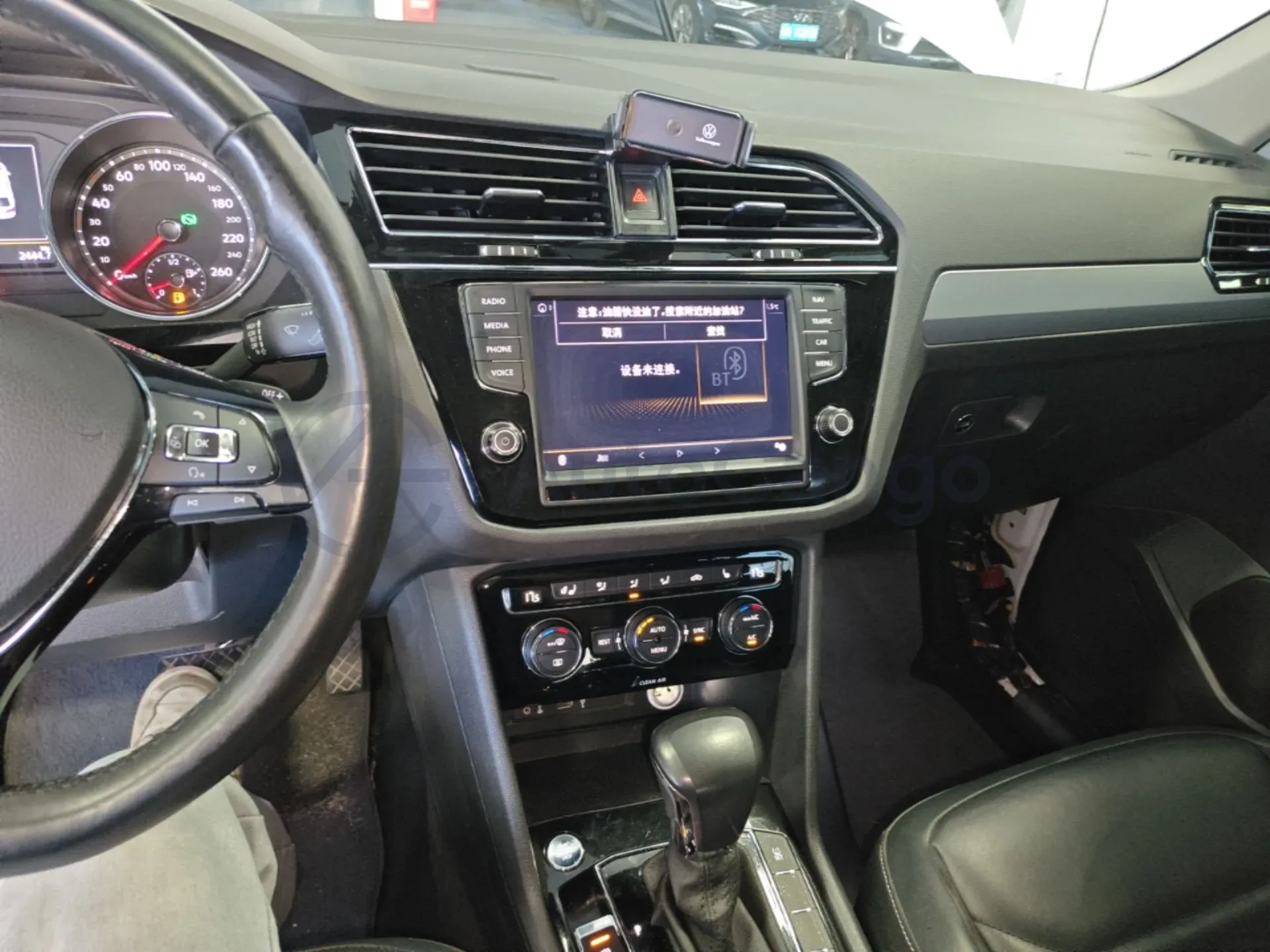 2017 Volkswagen Tiguan L 2.0T 220HP L4 7DCT,autocango,china used car exporter,china ev exporter,chinese used car exporter,chinese used ev exporter