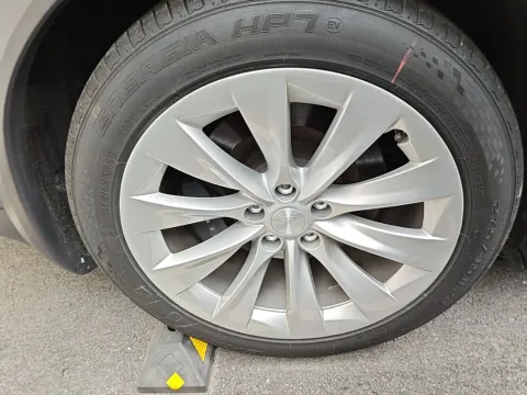 2019 Tesla Model X BEV 100KWH