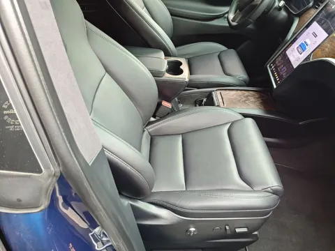 2019 Tesla Model X BEV 100KWH