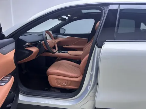 2026 Deepal S05 BEV