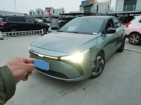 2022 Ruichi Auto ED71 BEV 60.152KWH,autocango,china used car exporter,china ev exporter,chinese used car exporter,chinese used ev exporter