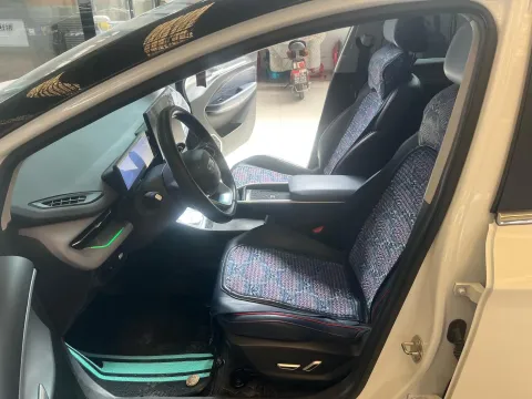 2022 Ruichi Auto ED71 BEV 60.152KWH,autocango,china used car exporter,china ev exporter,chinese used car exporter,chinese used ev exporter