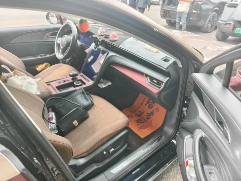 2023 HongQi H5 1.5T 169HP L4 E-CVT Hybrid,autocango,china used car exporter,china ev exporter,chinese used car exporter,chinese used ev exporter