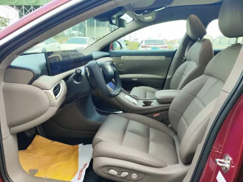 2025 IM L6 BEV,autocango,china used car exporter,china ev exporter,chinese used car exporter,chinese used ev exporter