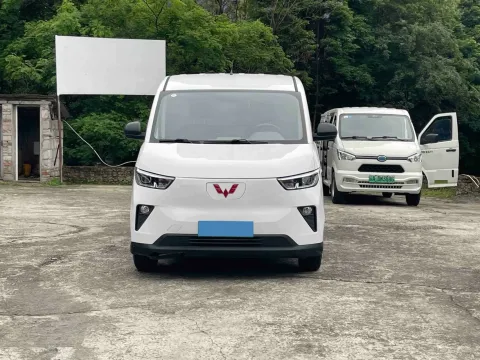 2024 WuLing YangGuang BEV 41.9KWH,autocango,china used car exporter,china ev exporter,chinese used car exporter,chinese used ev exporter