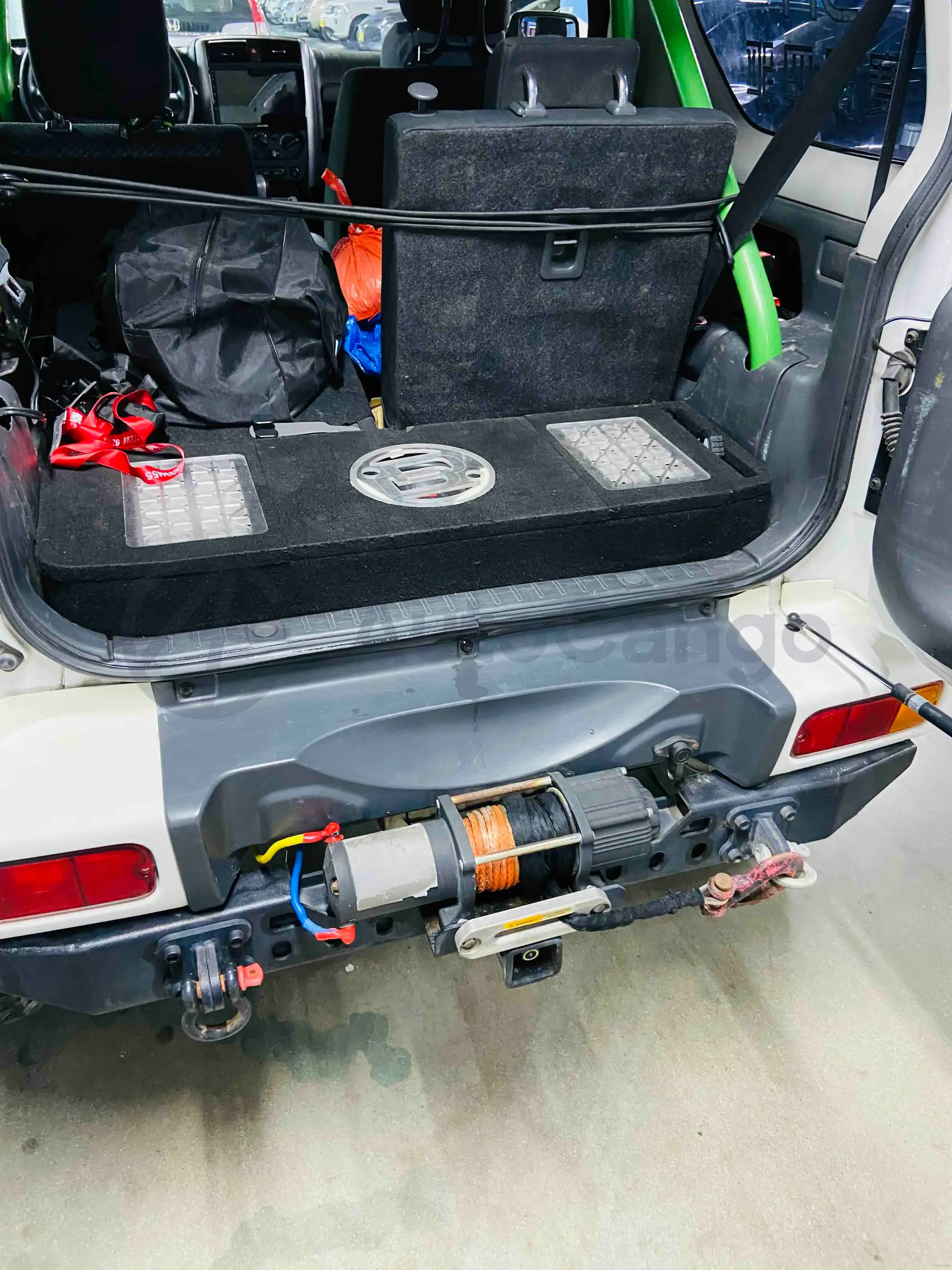 2015 Suzuki Jimny 1.3L 85HP L4 4AT,autocango,china used car exporter,china ev exporter,chinese used car exporter,chinese used ev exporter