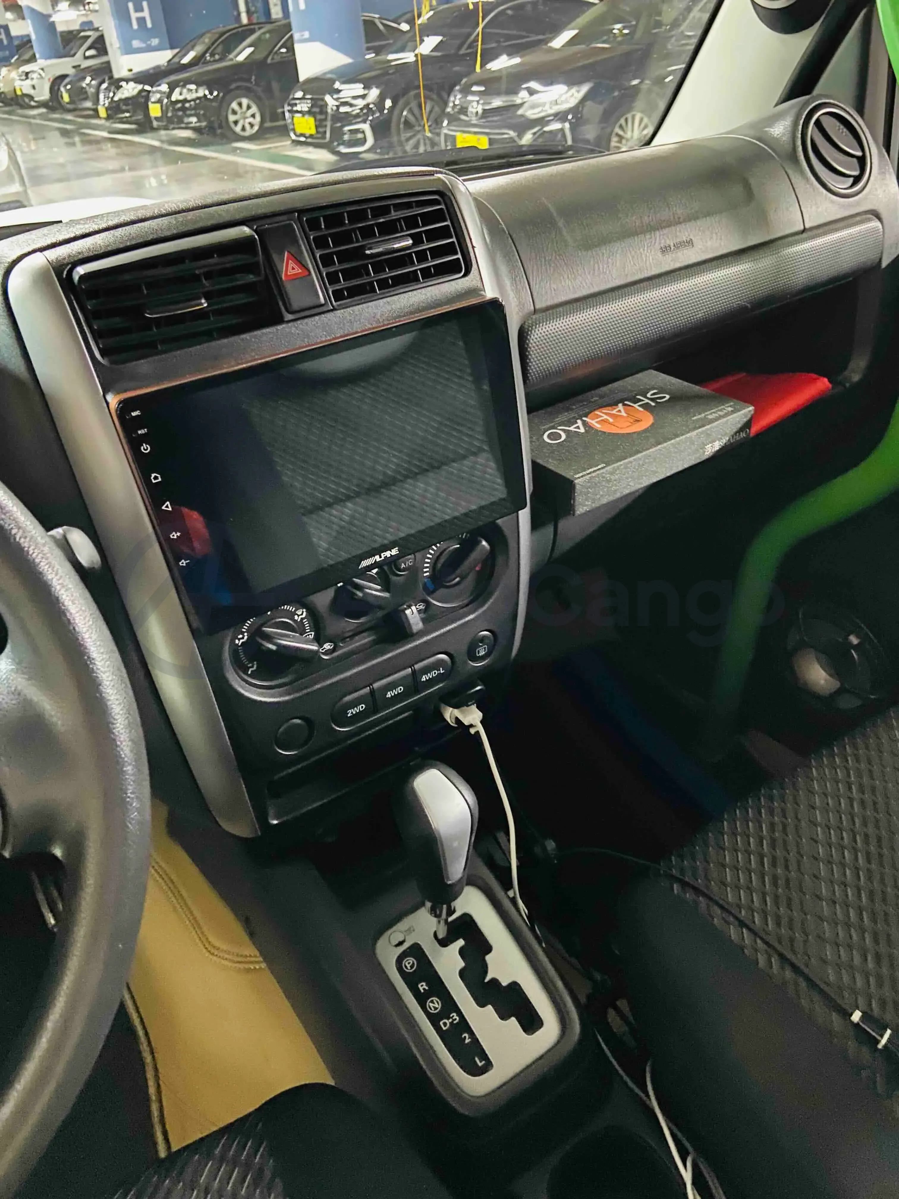 2015 Suzuki Jimny 1.3L 85HP L4 4AT,autocango,china used car exporter,china ev exporter,chinese used car exporter,chinese used ev exporter