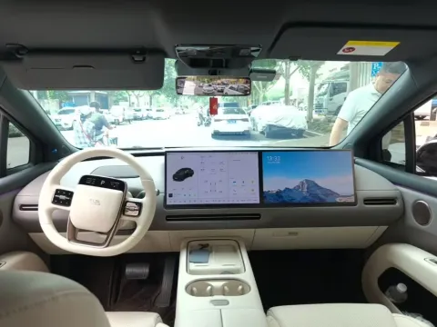 2025 Li i6 BEV,autocango,china used car exporter,china ev exporter,chinese used car exporter,chinese used ev exporter