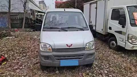 2015 WuLing ZhiGuang 1.2L 82HP L4 5MT,autocango,china used car exporter,china ev exporter,chinese used car exporter,chinese used ev exporter