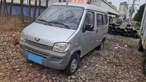 2015 WuLing ZhiGuang 1.2L 82HP L4 5MT,autocango,china used car exporter,china ev exporter,chinese used car exporter,chinese used ev exporter
