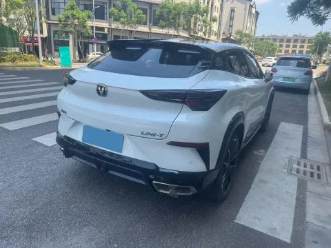2023 ChangAn UNI-T 1.5T 188HP L4 7DCT,autocango,china used car exporter,china ev exporter,chinese used car exporter,chinese used ev exporter