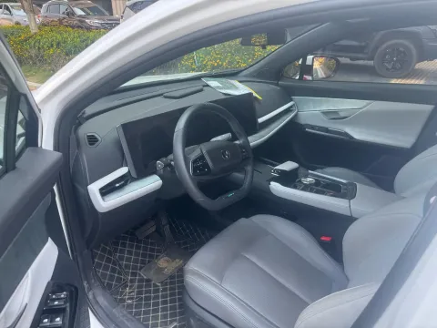 2023 ChangAn UNI-T 1.5T 188HP L4 7DCT,autocango,china used car exporter,china ev exporter,chinese used car exporter,chinese used ev exporter