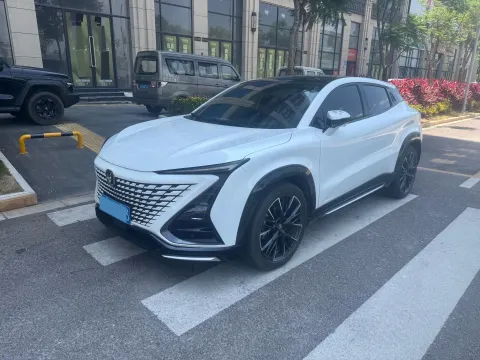2023 ChangAn UNI-T 1.5T 188HP L4 7DCT,autocango,china used car exporter,china ev exporter,chinese used car exporter,chinese used ev exporter