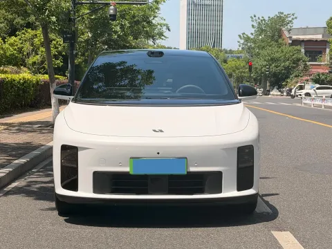 2025 Li i6 BEV,autocango,china used car exporter,china ev exporter,chinese used car exporter,chinese used ev exporter