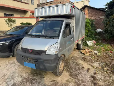 2021 WuLing RongGuang Mini Truck 1.5L 99HP L4 5MT,autocango,china used car exporter,china ev exporter,chinese used car exporter,chinese used ev exporter