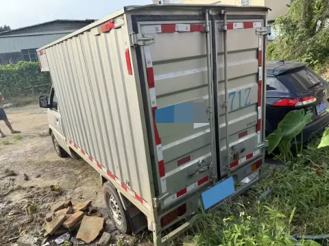 2021 WuLing RongGuang Mini Truck 1.5L 99HP L4 5MT,autocango,china used car exporter,china ev exporter,chinese used car exporter,chinese used ev exporter