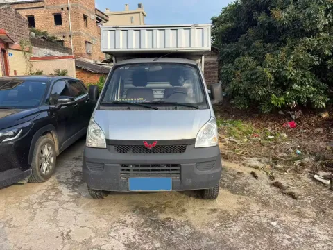 2021 WuLing RongGuang Mini Truck 1.5L 99HP L4 5MT,autocango,china used car exporter,china ev exporter,chinese used car exporter,chinese used ev exporter