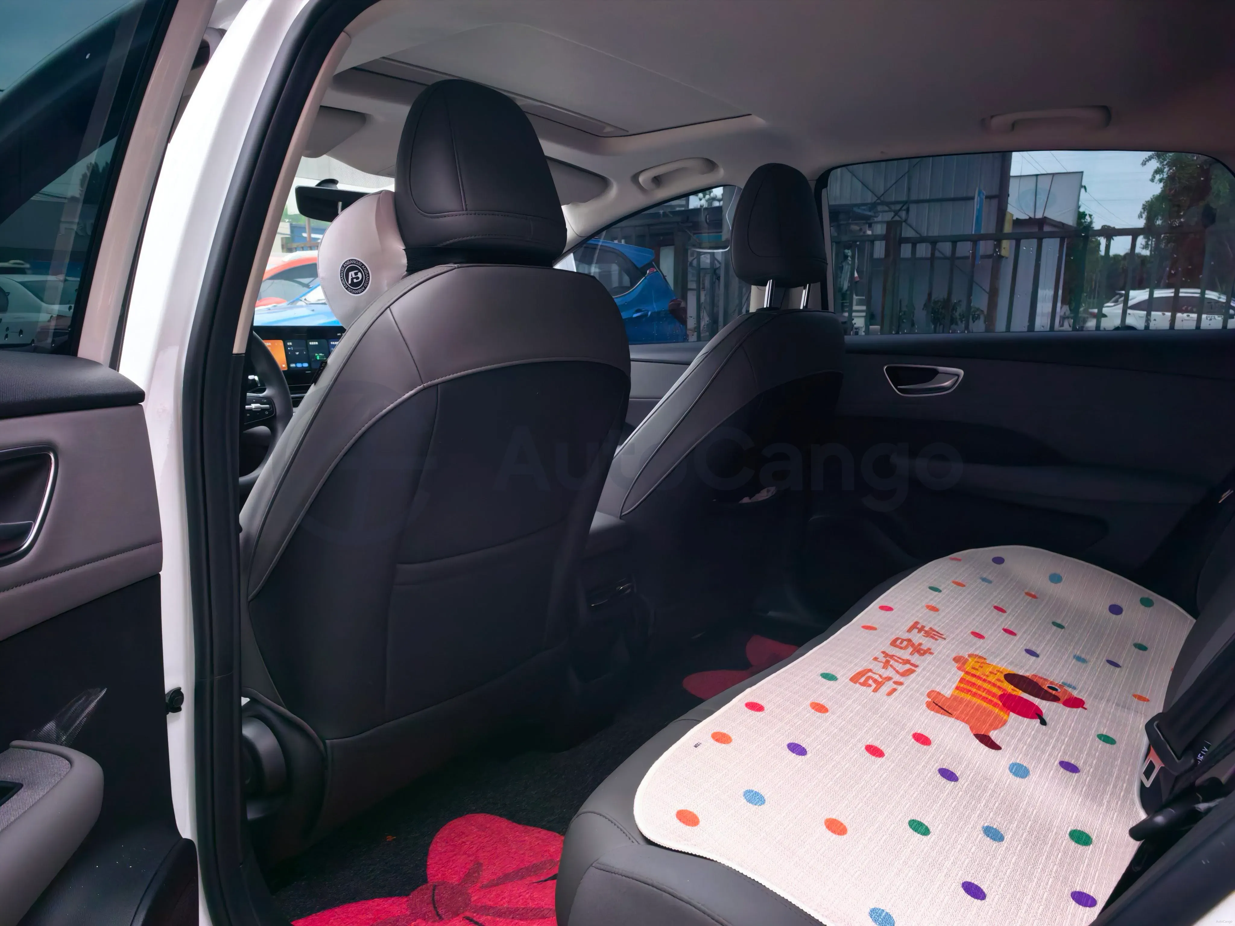 2025 Roewe D6 BEV,autocango,china used car exporter,china ev exporter,chinese used car exporter,chinese used ev exporter