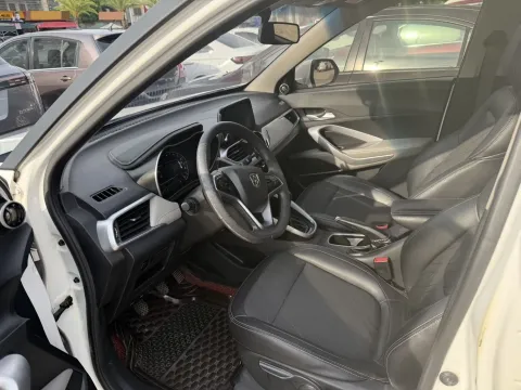 2017 BaoJun 510 1.5L 112HP L4 6MT,autocango,china used car exporter,china ev exporter,chinese used car exporter,chinese used ev exporter