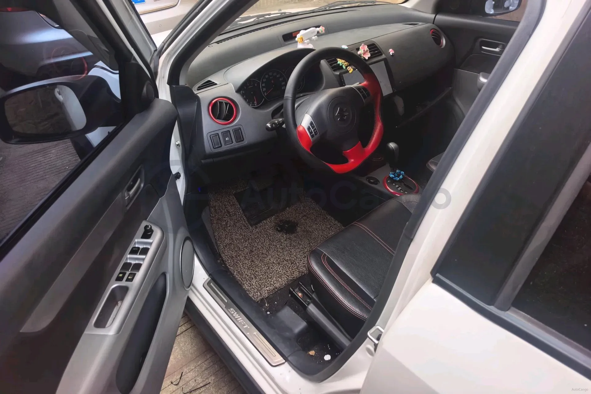2016 Suzuki Swift 1.5L 103HP L4 4AT,autocango,china used car exporter,china ev exporter,chinese used car exporter,chinese used ev exporter